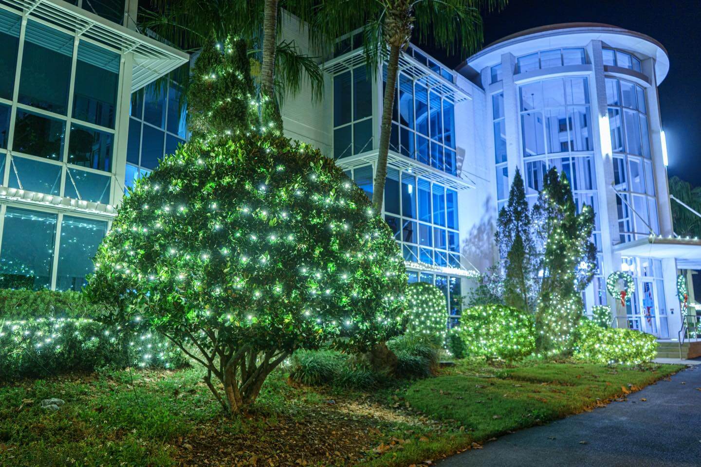 average cost for landscape lighting